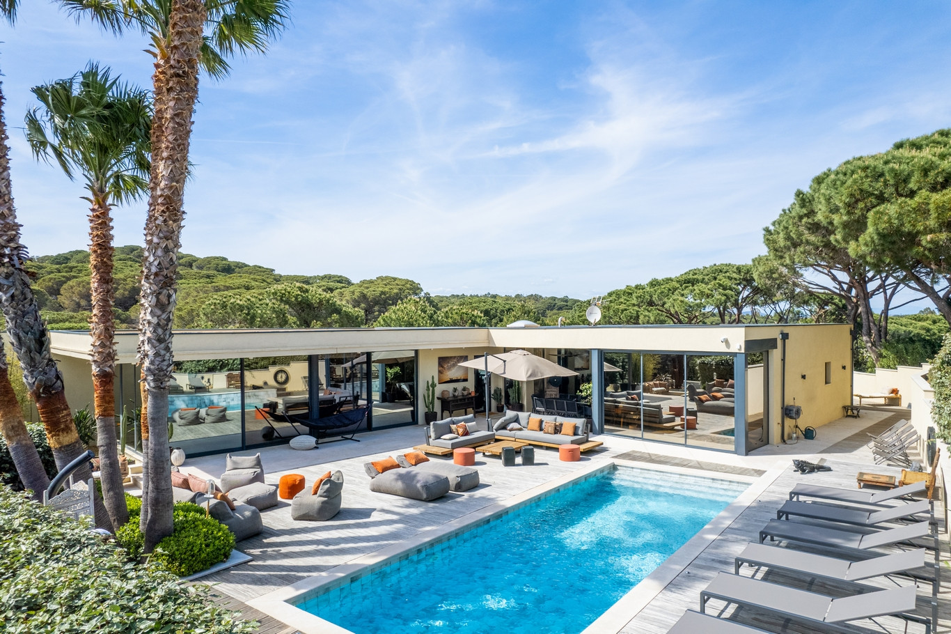 Villa Safran Tournaboup Saint-Tropez: Luxury 5-Bedroom Villa with Private Pool and Sea Views, Saint-Tropez