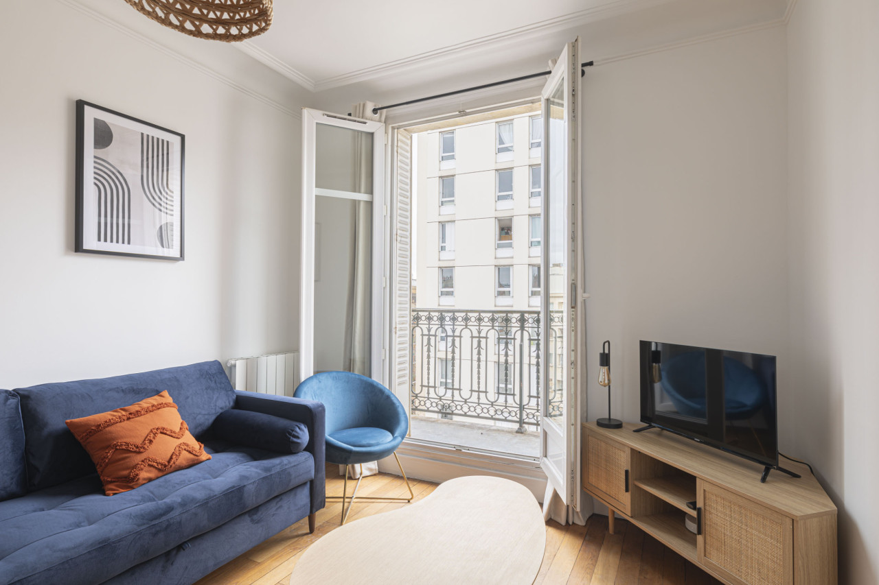 Villa Safran Vavin Paris 1298121: Luxury 1-Bedroom Apartment with Spa and Balcony, Montparnasse Paris