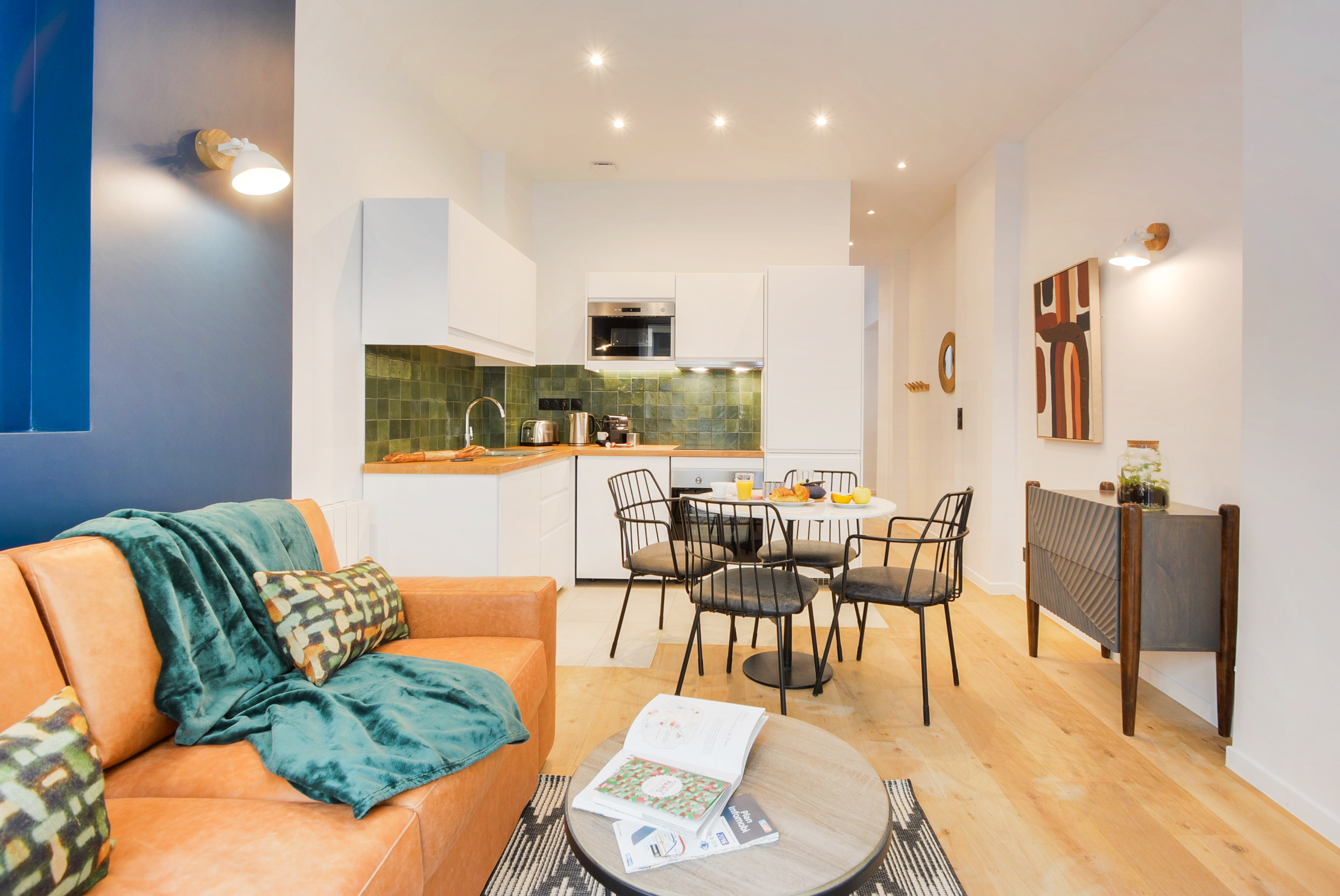 Villa Safran Villette Paris: Luxury 1-Bedroom Apartment with Spa Sauna in Canal Saint Martin, Paris
