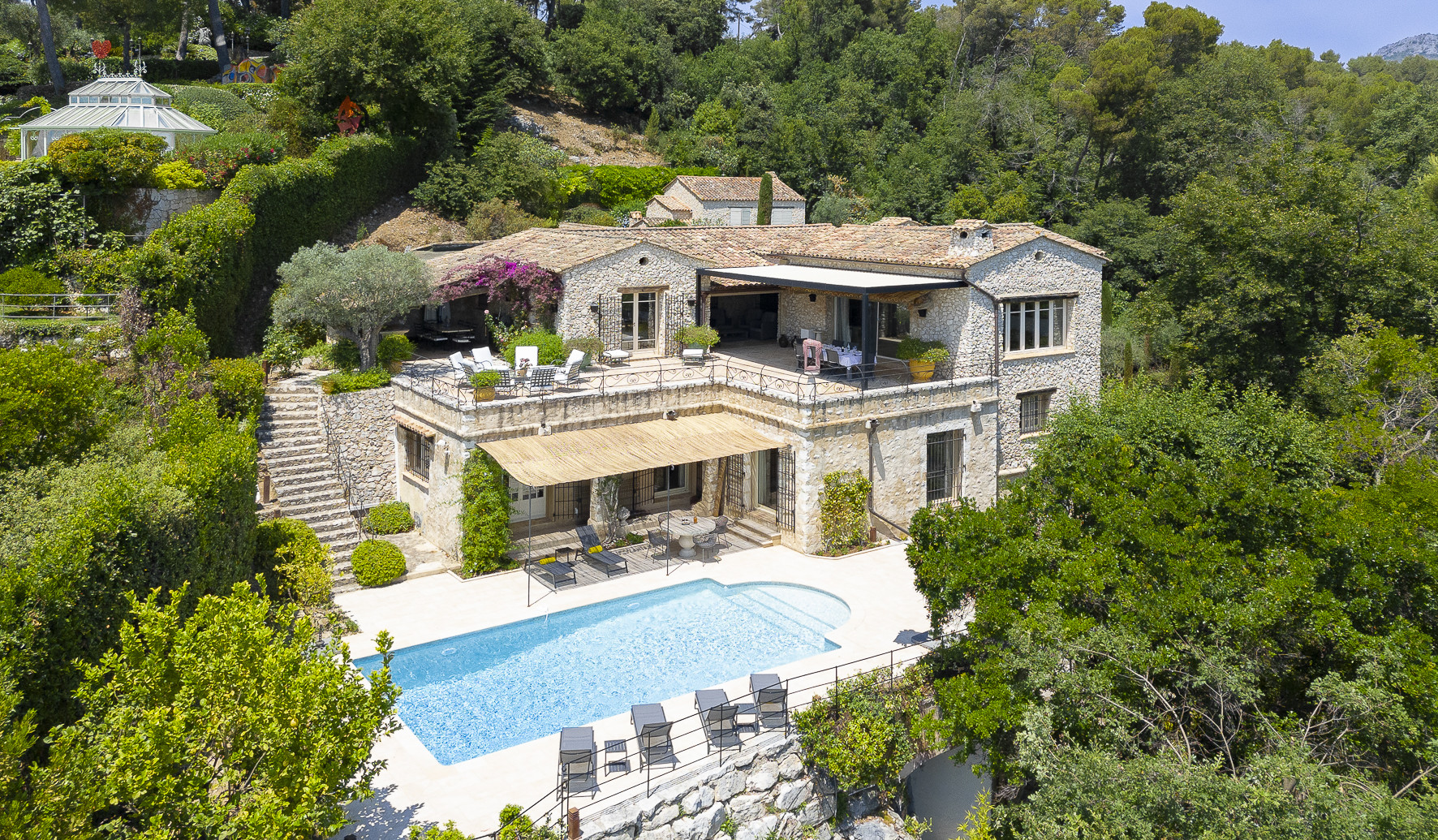 Villa Safran Vinaigrier Nice: Luxury 6-Bedroom Villa with Private Pool and Spa, Nice French Riviera