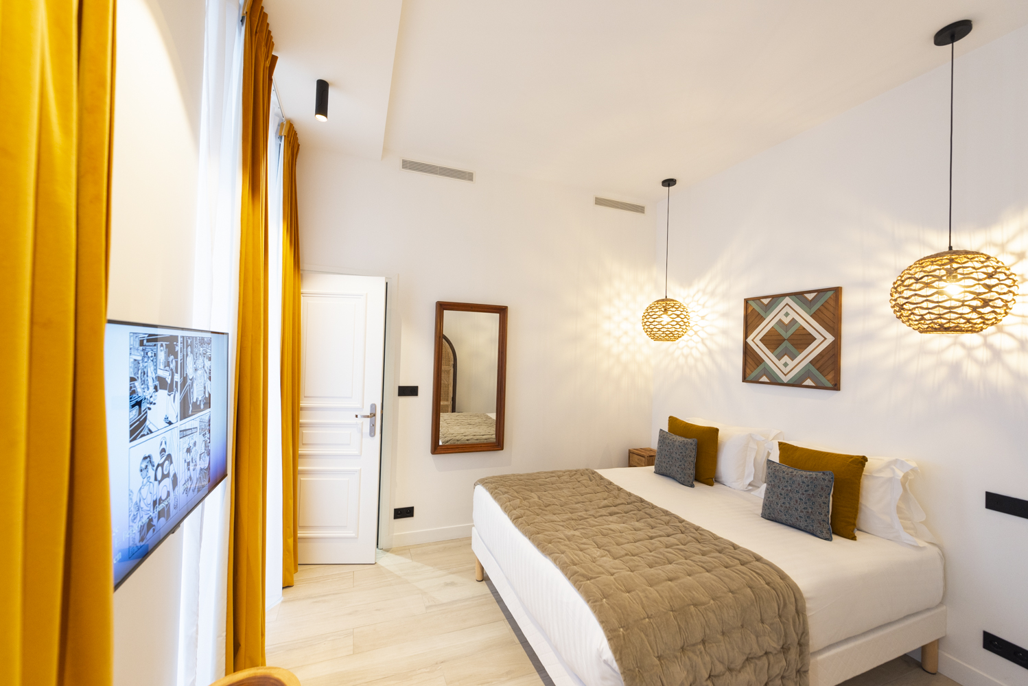Villa Safran Wagram Paris: Elegant 1-Bedroom Apartment with Spa and Air-Con, Arc de Triomphe Paris