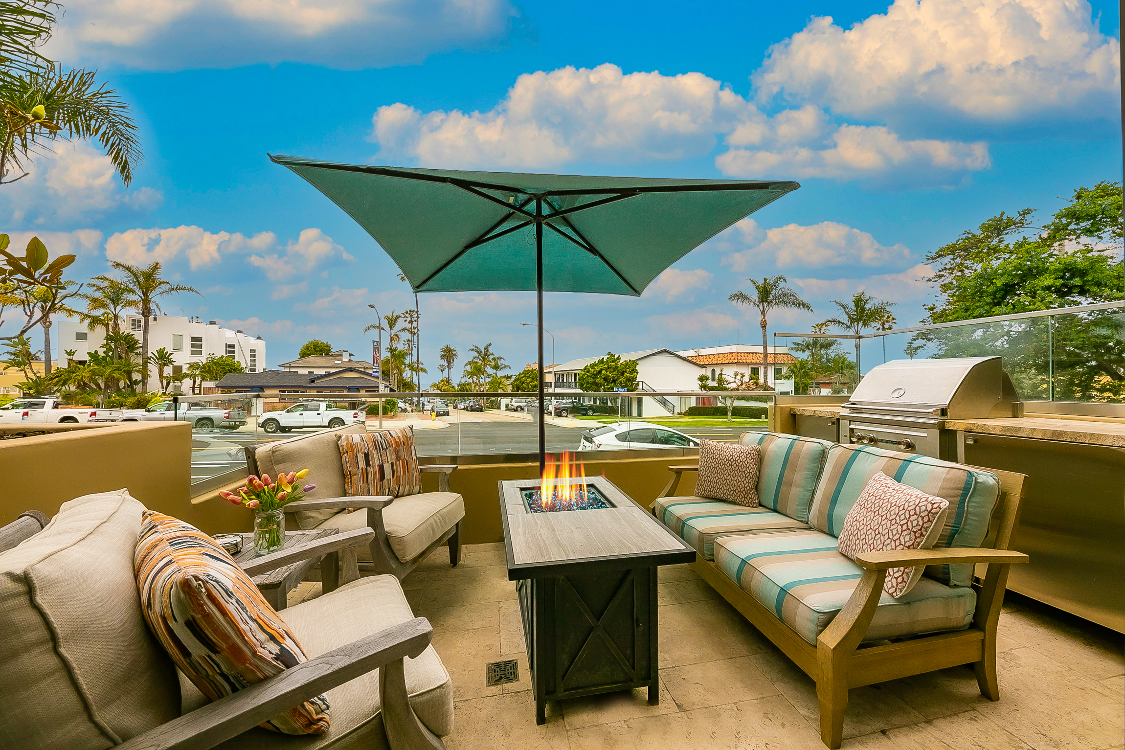 Villa Safran Windansea San Diego: Luxury 2-Bedroom Apartment with Sea Views and Spa, San Diego