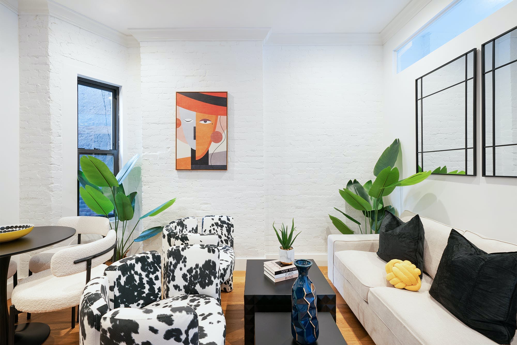 Villa Safran Yorkville New York: Chic 2-Bedroom Apartment with Concierge and Spa, Upper East Side