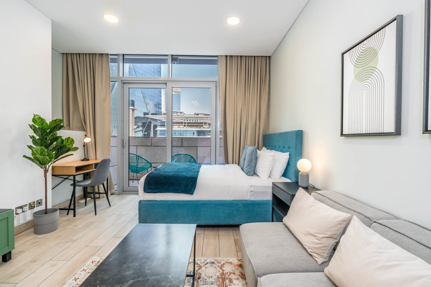 Villa Safran Zaabeel Burj: Stylish 1-Bedroom Apartment with Seaview and Gym, Zaa’Beel Dubai