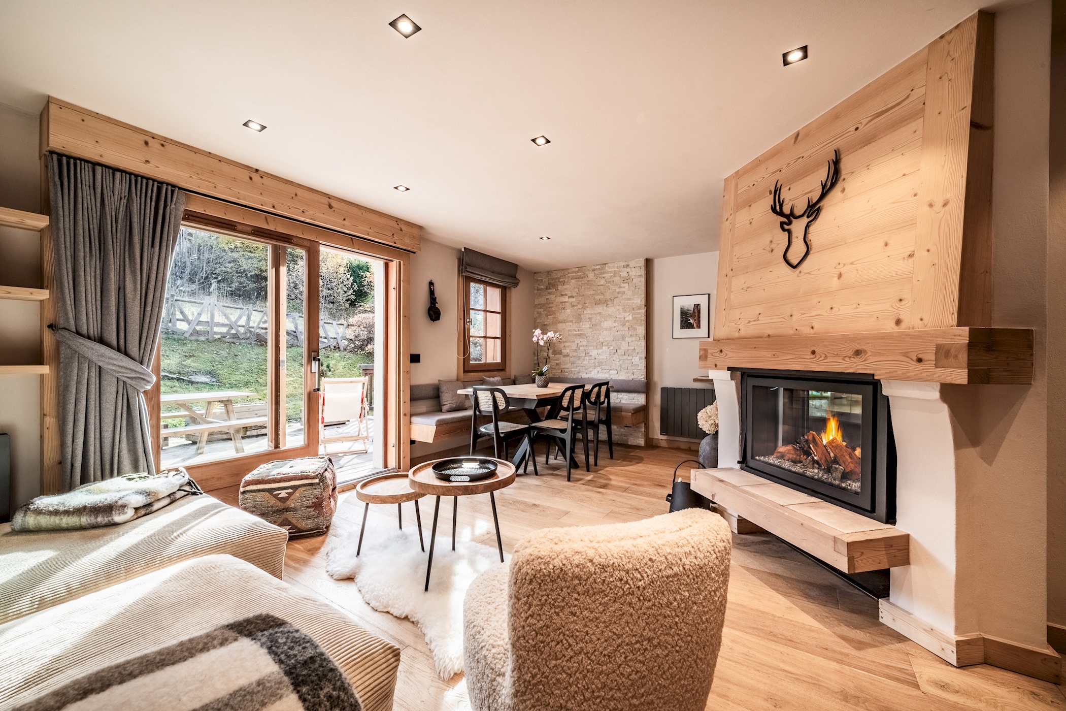 Villa Séchard Clairière Les Pettoreaux Megève: Luxury 3-Bedroom Villa with Fireplace and Spa in Megève, Upper Savoy