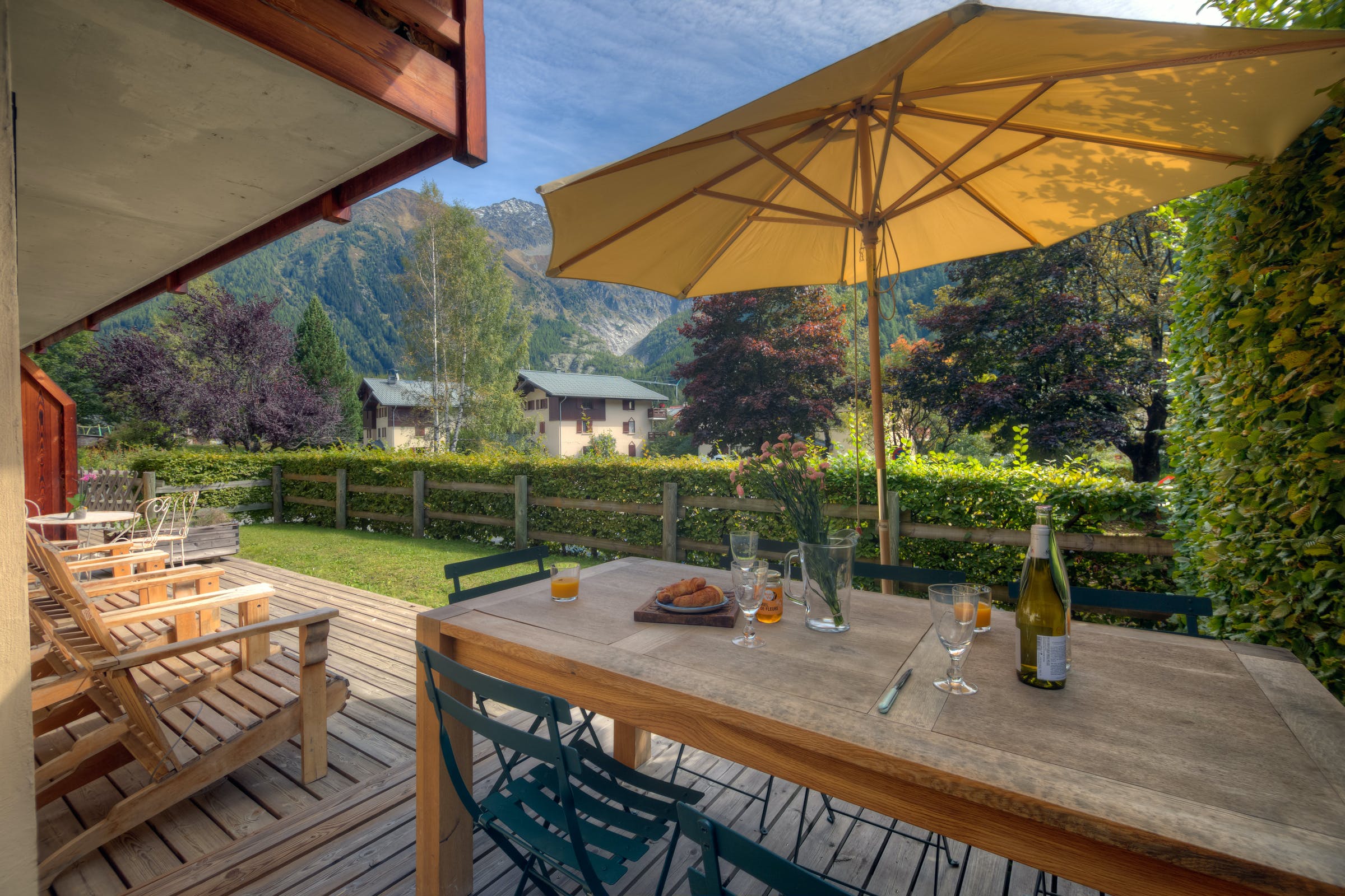 Villa Nordet Les Bossons Chamonix: Luxury 3-Bedroom Apartment with Spa and Ski Access, Chamonix