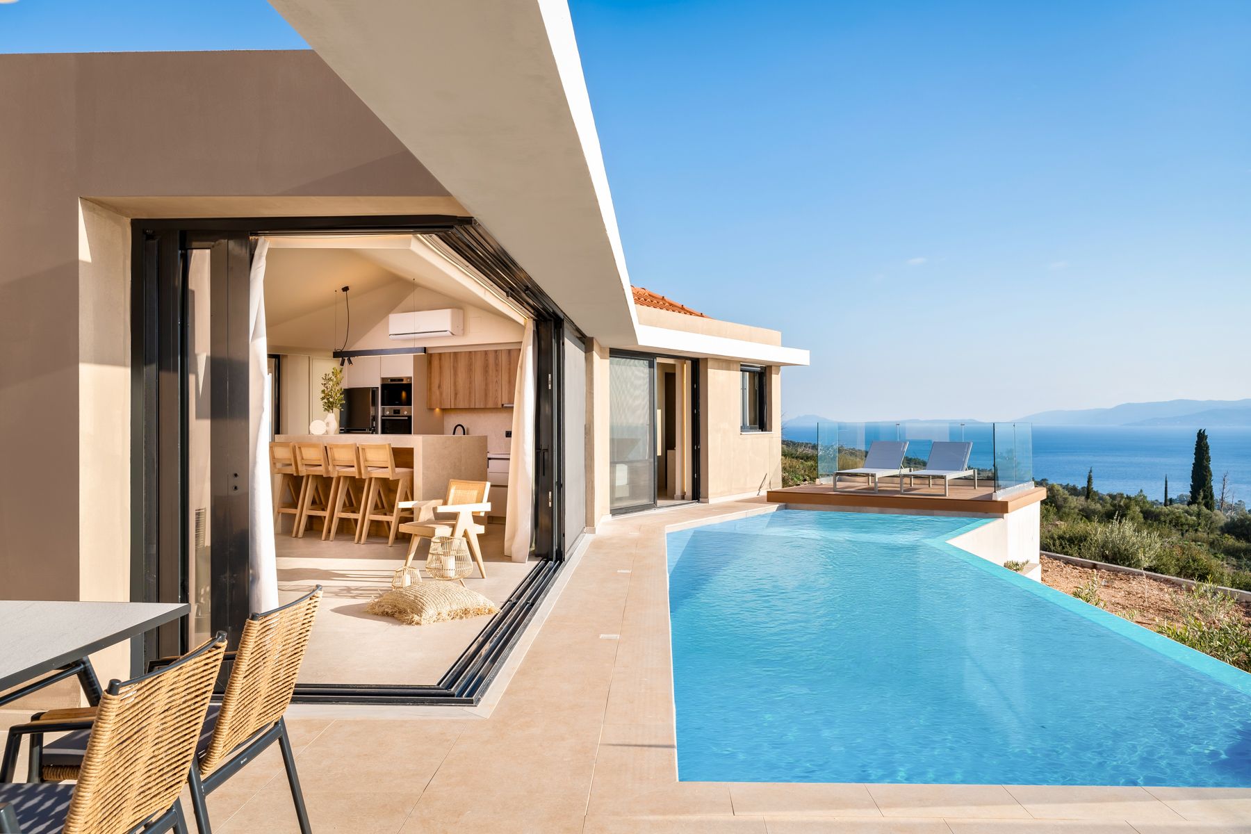 Villa Selene Lassi Kefalonia: 1-Bedroom Private Pool Villa with Stunning Sea Views in Kefa