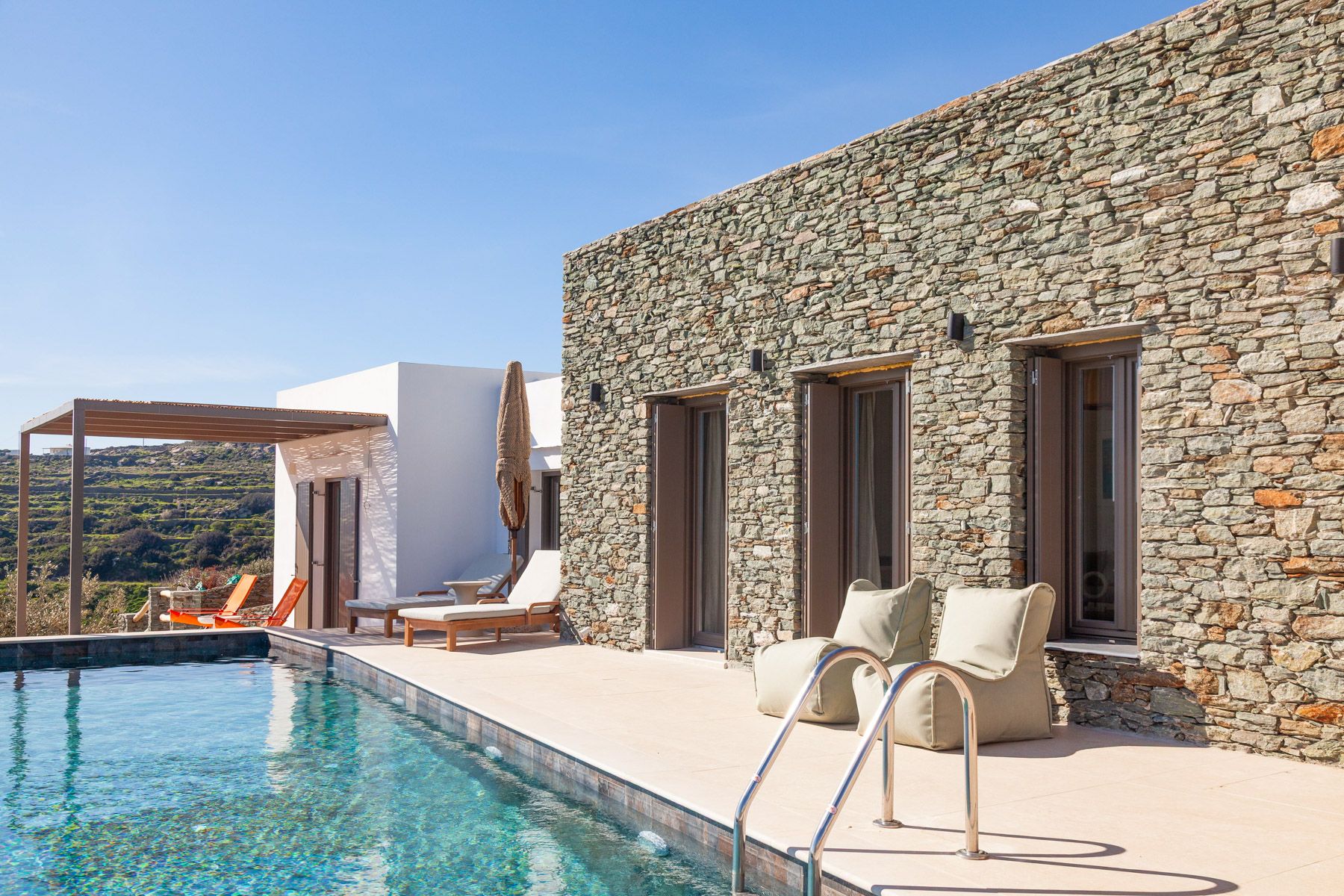 Villa Χρυσός Καμαρές Sifnos: 4-Bedroom Seaview Villa with Infinity Pool and Spa in Sifnos