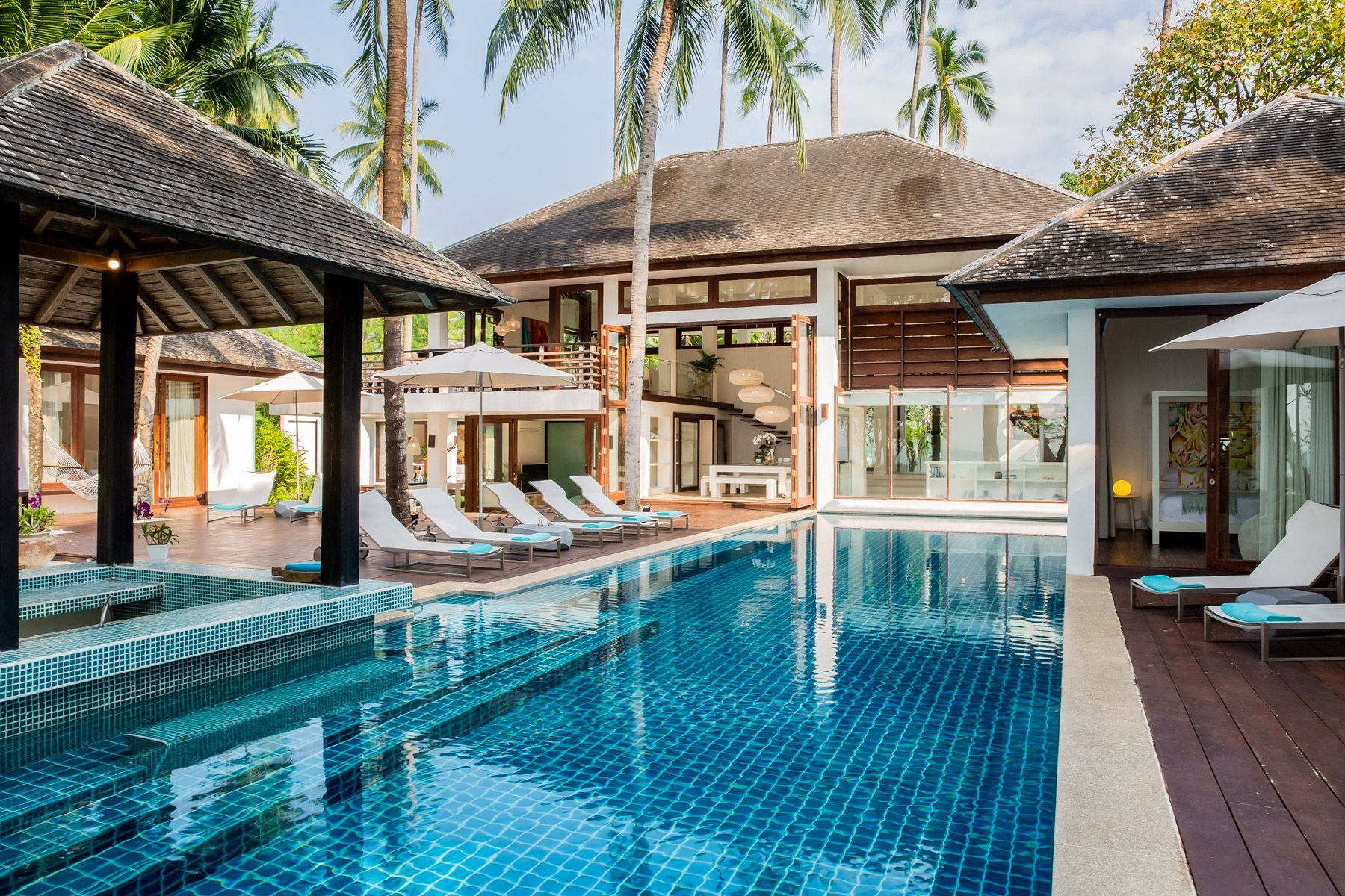 Villa Suriya Lamai Samui: 6-Bedroom Beachfront Estate with Private Pavilions in Koh Sa