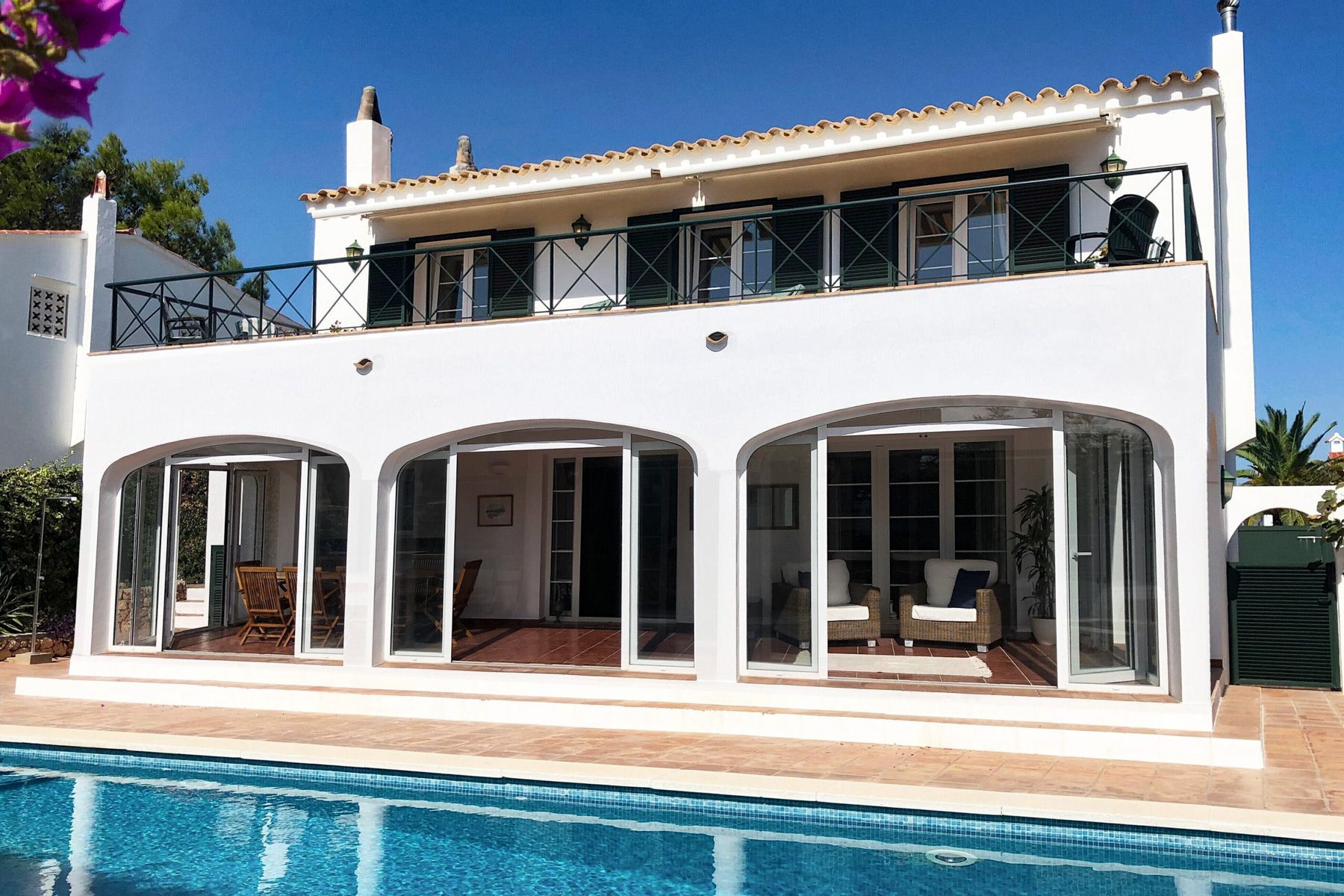Villa Tramontana Mongofra Addaia: 4-Bedroom Villa with Heated Pool and Marina Views in Port d’