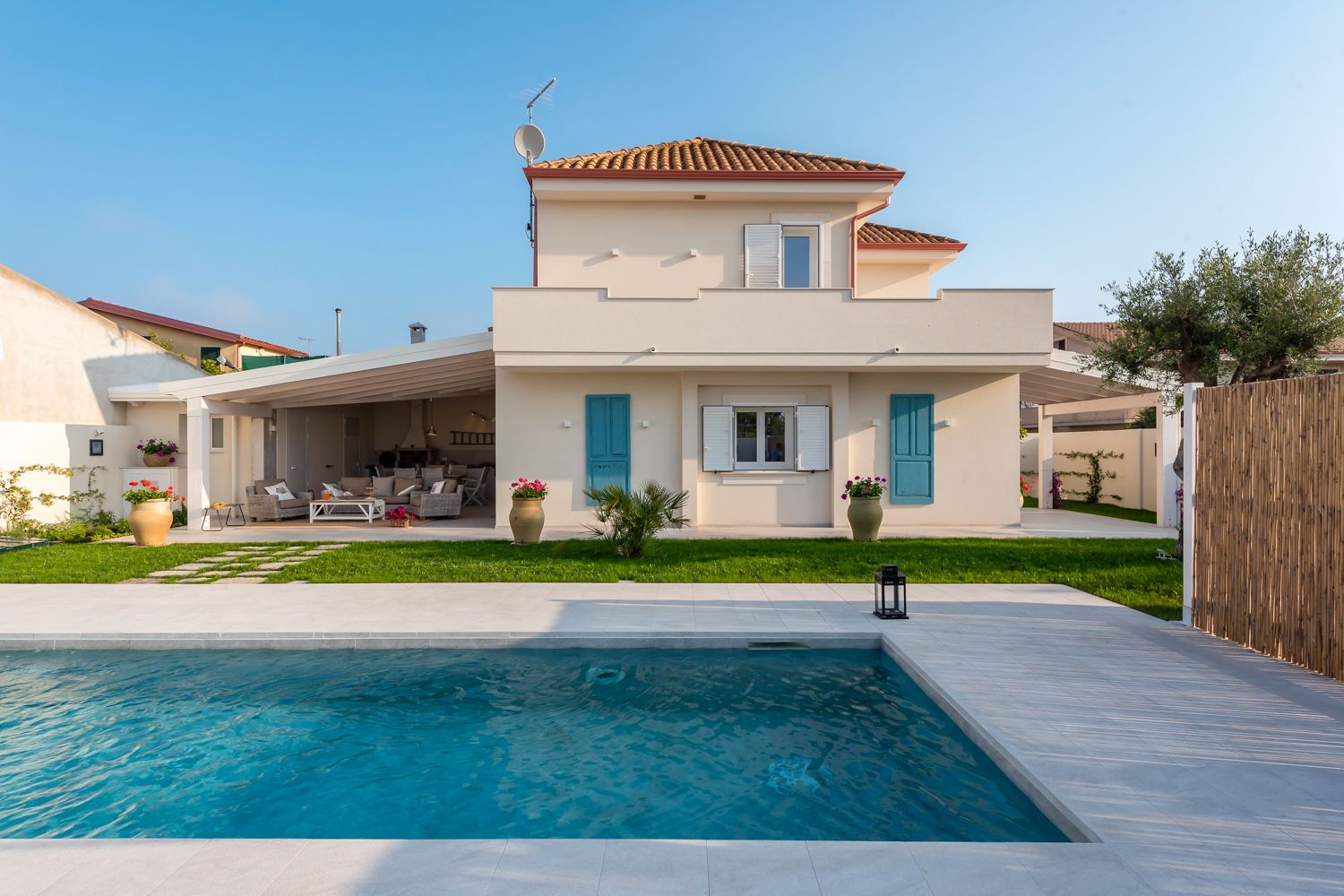 Villa Tramonto Pozzallo Pachino: 3-Bedroom Seaview Villa with Private Spa Near Golden Beaches