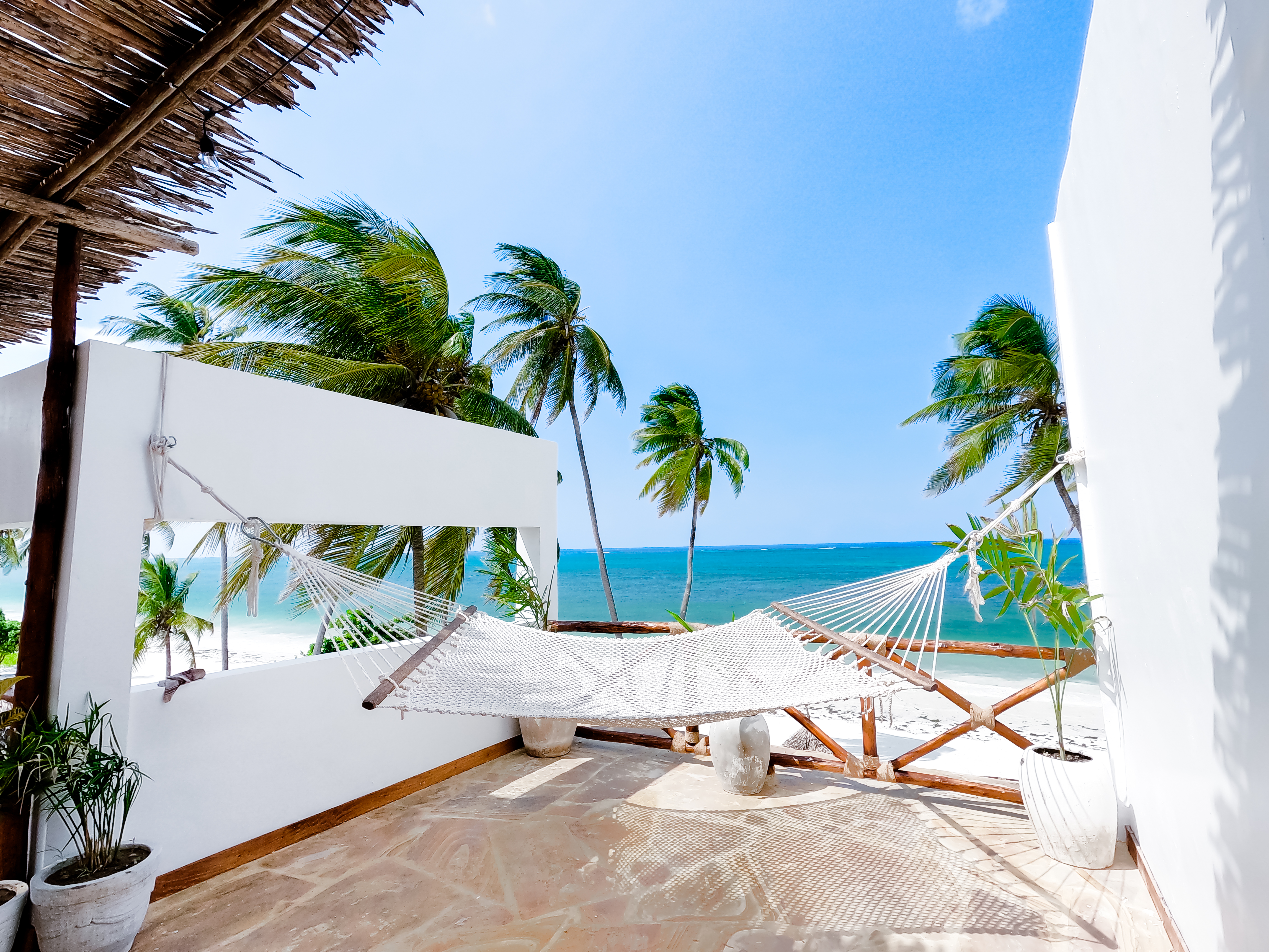 Villa Upepo Pongwe Zanzibar: Luxury 3-Bedroom Apartment with Pool and Beachfront, Zanzibar