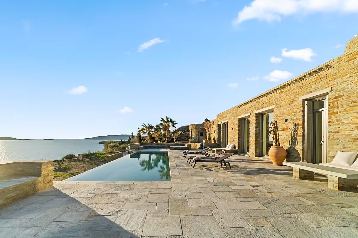 Villa Zéfyros Aprovátou Andros: 6-Bedroom Seaview Villa with Spa on Andros, Greece | Sleeps