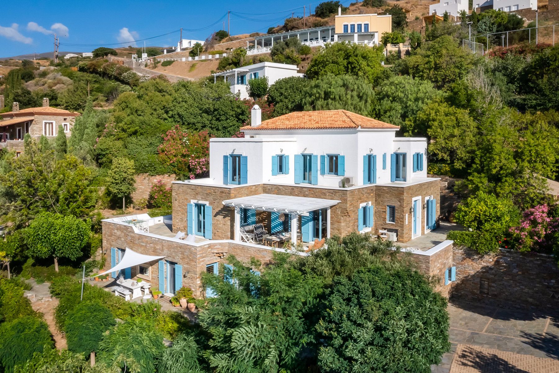 Villa Zéfyros Korthi Andros: 6-Bedroom Beachfront Seaview Villa in Andros, Greece | Sleep