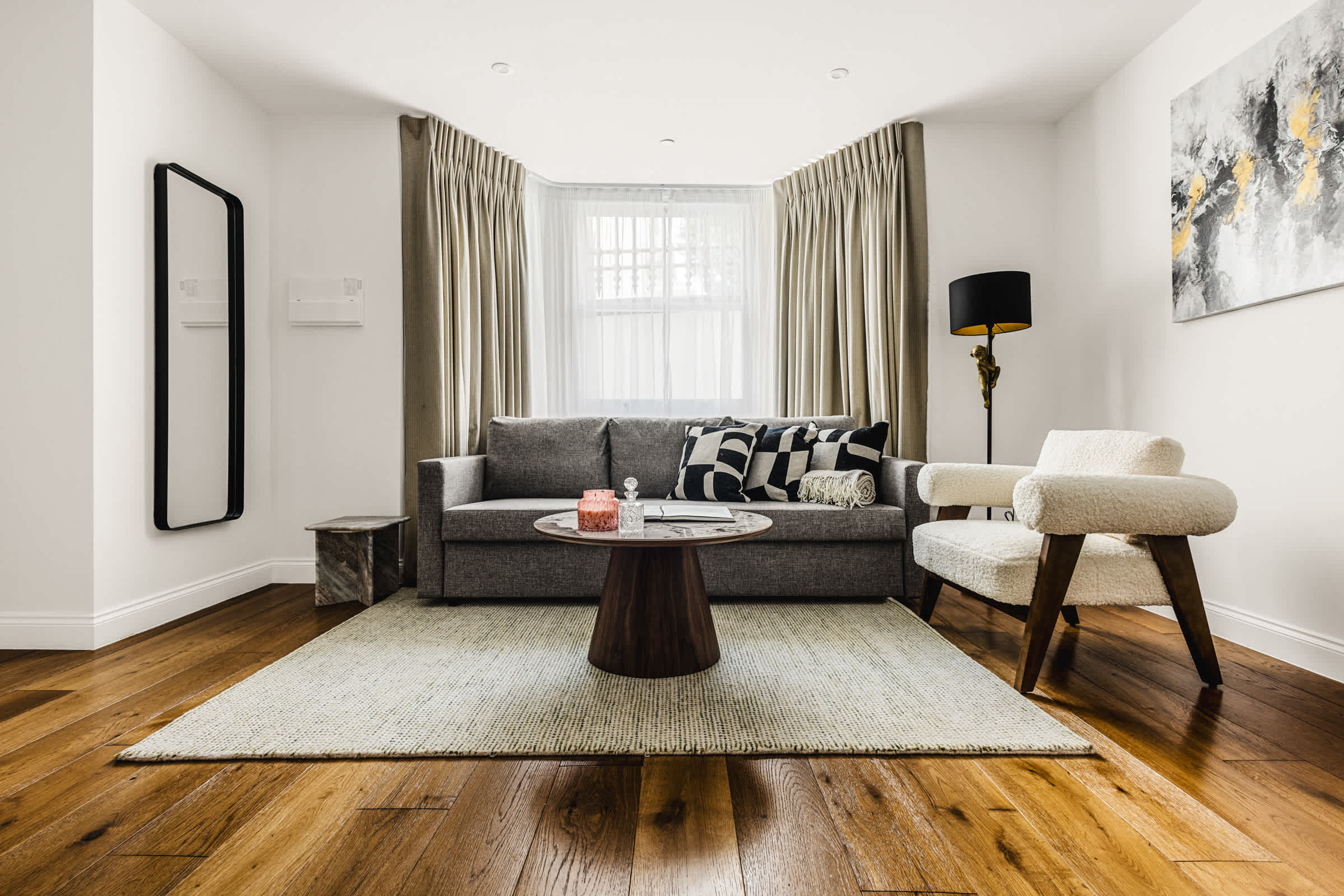 Villa Zephyr Earl’s Court Kensington: Luxury 1-Bedroom Apartment with Air Conditioning, Kensington London