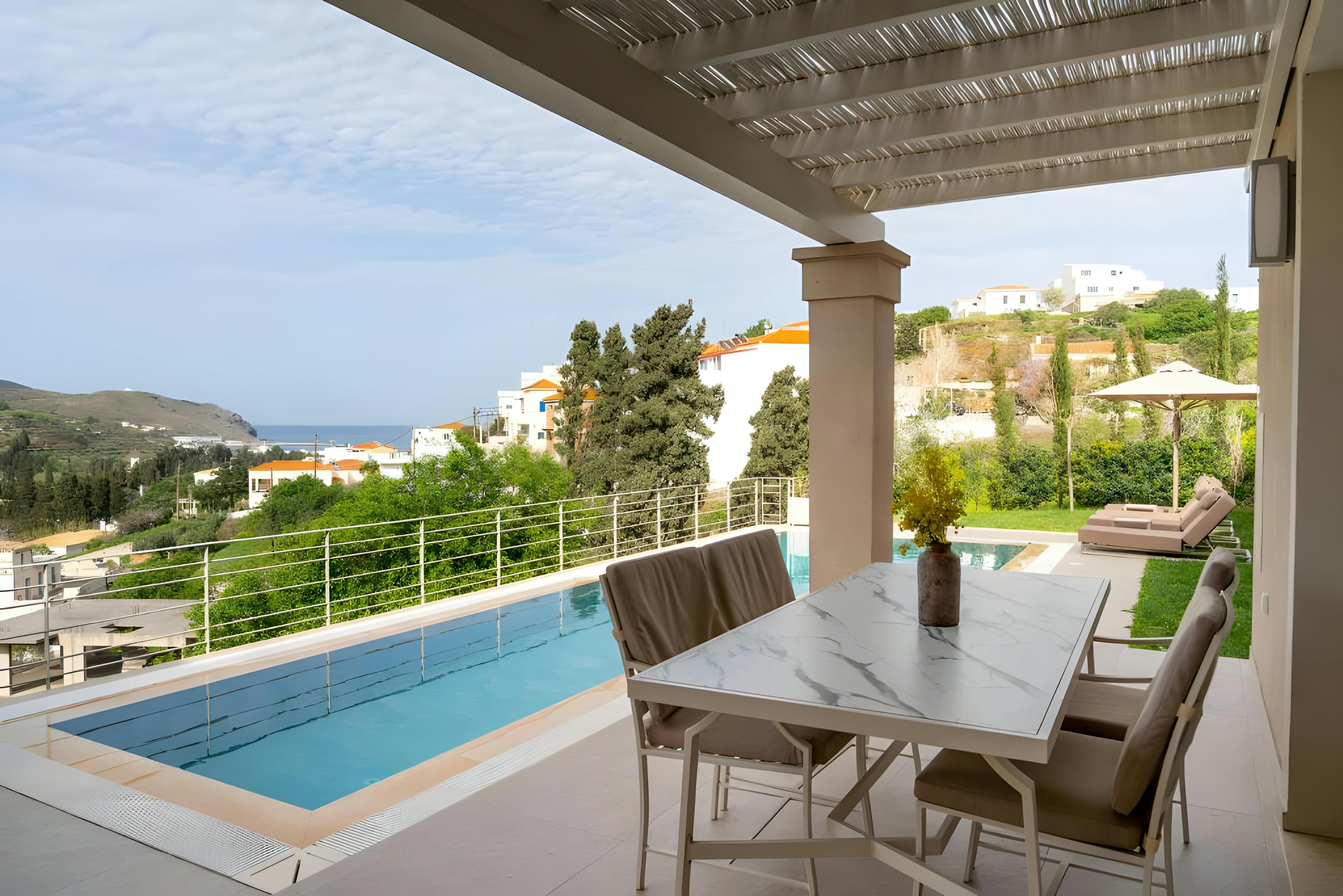 Villa Zephyros Exombourgo Andros: Luxury 2-Bedroom Villa with Private Pool and Sea Views, Andros
