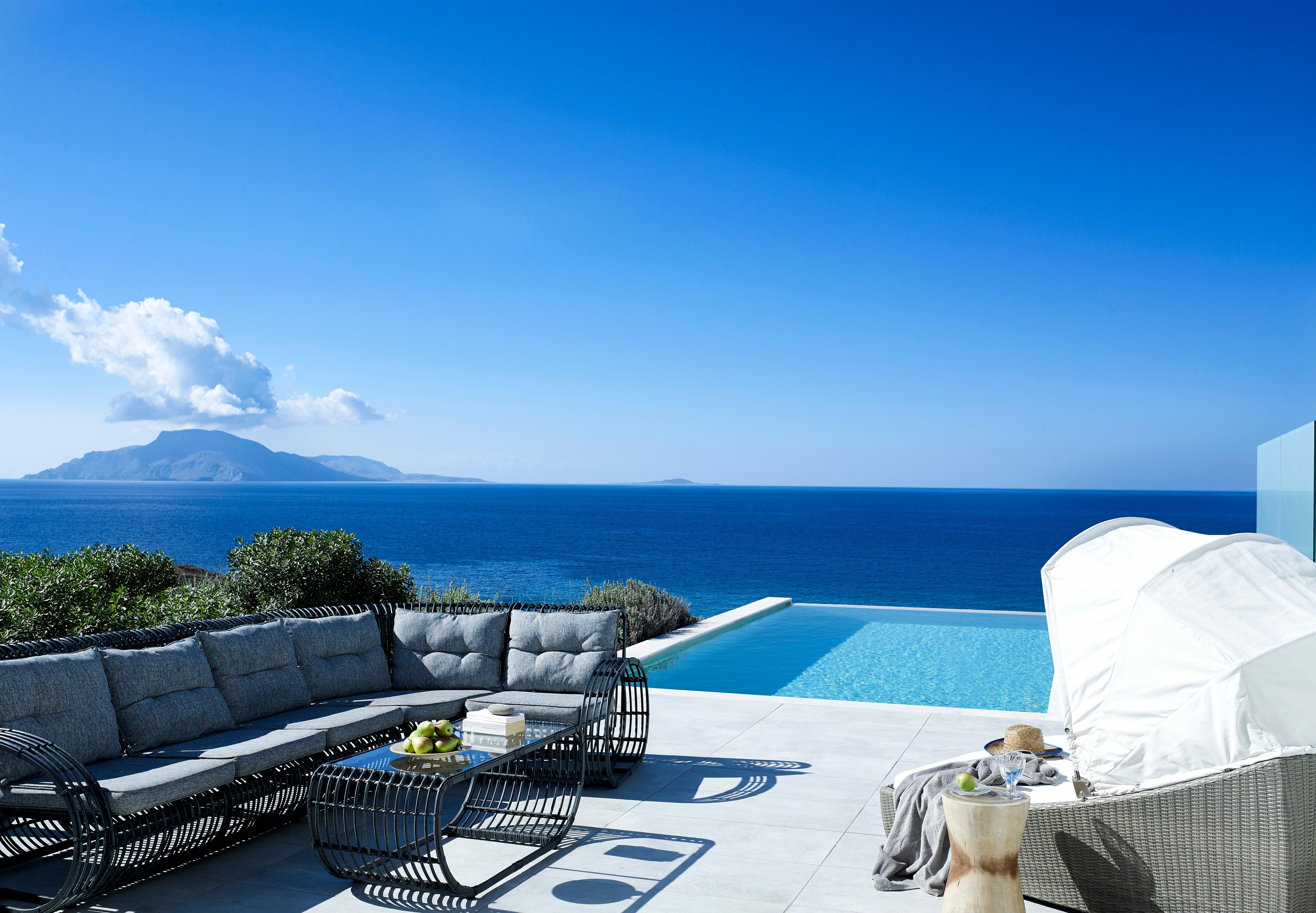 Villa Zephyros Finiki Karpathos: Luxury 1-Bedroom Villa with Infinity Pool and Sea Views, Karpathos