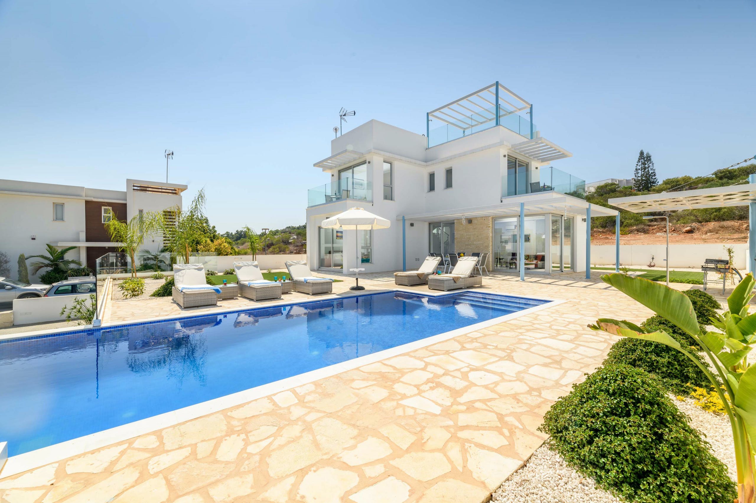 Villa Zephyros Kapparis Protaras: Luxury 3-Bedroom Apartment with Private Pool and Sea Views, Protaras Cyprus
