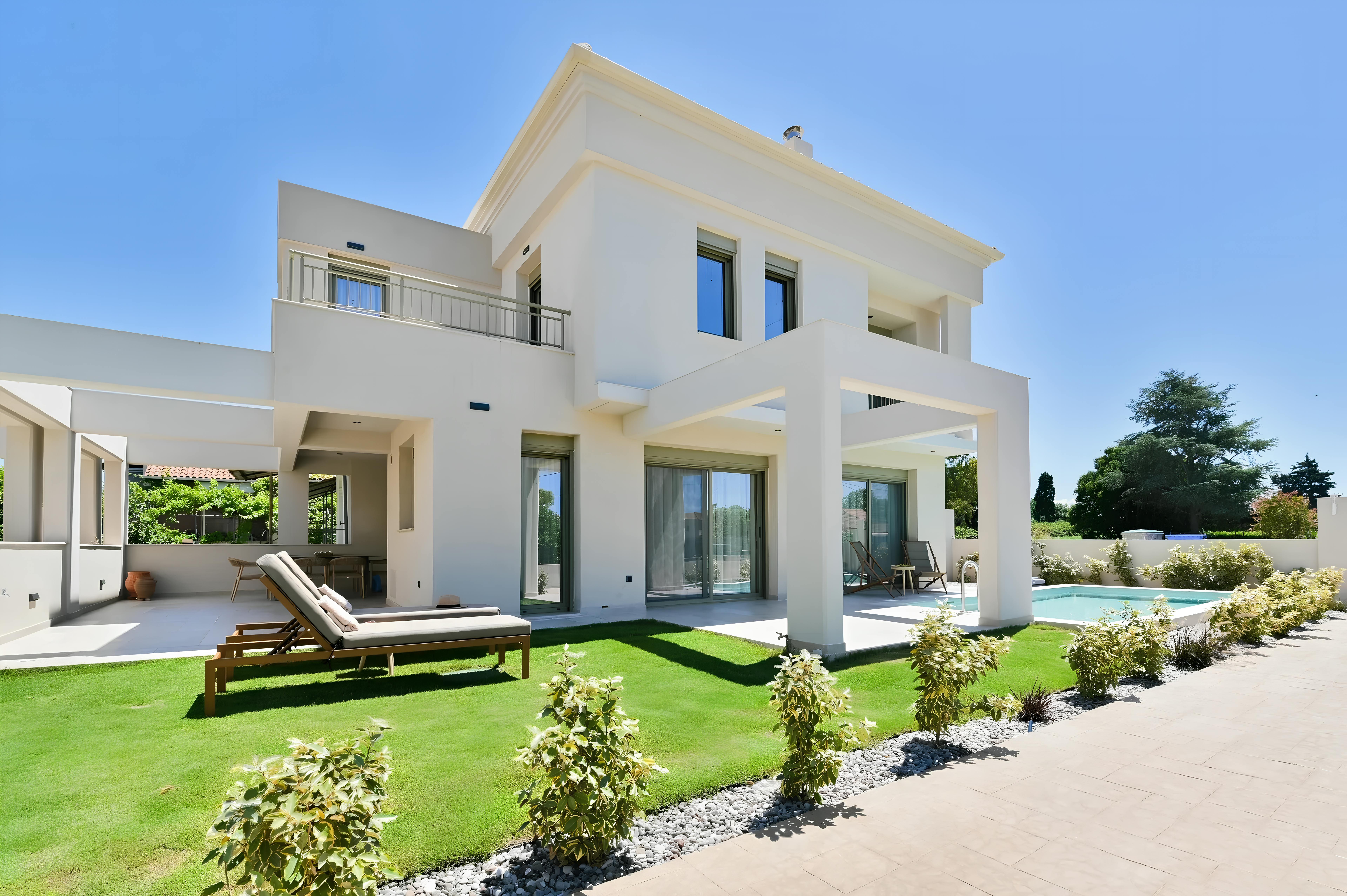 Villa Zephyros Mytikas Preveza: Luxury 3-Bedroom Villa with Private Pool and Sea Views, Preveza