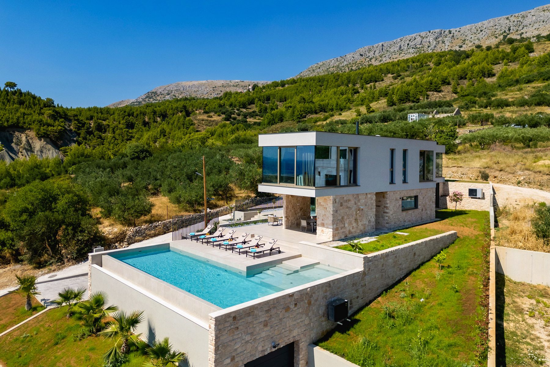Villa Zora Marjan Split: 4-Bedroom Heated Pool & Seaview Luxury Villa Rental in Split