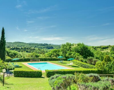 Poggibonsi Valley: Luxury Villa Hamlet in Chianti, Tuscany | Sleeps 43